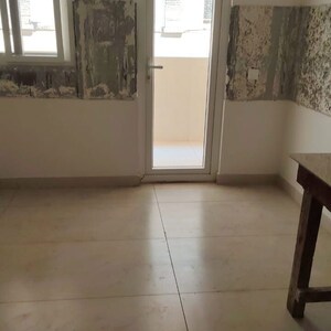 Room in 2.5 BHK Apartment at Donata Milton, Cooke Town – for Sale