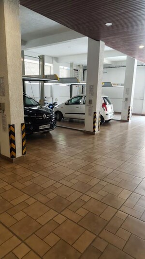 Parking in 2.5 BHK Apartment at Donata Milton, Cooke Town – for Sale