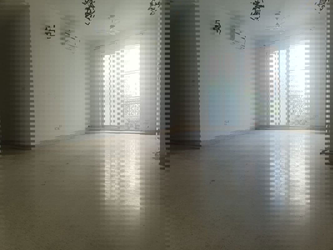 3.5 BHK + Servant Room 1895 Sq.Ft. Apartment in Emaar The Enclave