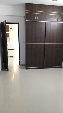 2 BHK Apartment For Rent in Adani Aangan