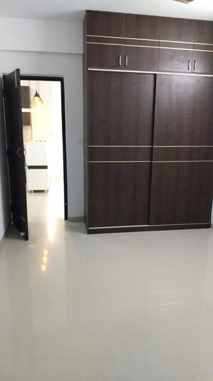 2 BHK Apartment For Rent in Adani Aangan, Sector 89a