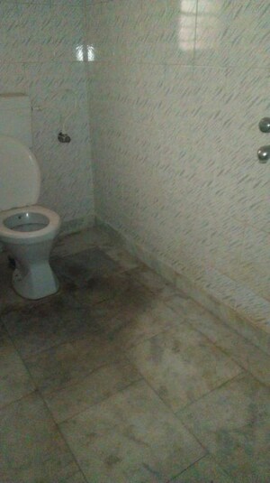 Bathroom in 1 BHK Apartment at Chingrighata – for Rent
