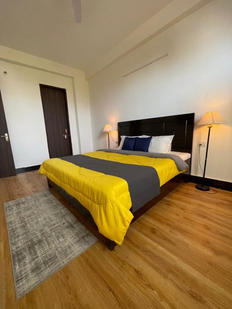 Bedroom, white-pearl-residency 5 Bedroom 263 Sq.Yd. Villa In Sector 5 Gurgaon 10145003