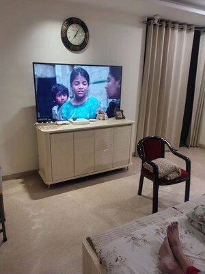 Furnished Amenities in 5 BHK Villa at White Pearl Residency, Sector 5 – for Sale