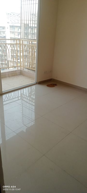 2 BHK 935 Sq.Ft. Apartment in Mahagun Mywoods