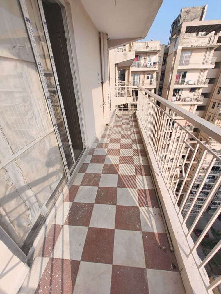 Balcony, shree-vardhman-green-court 2 Bedroom 626 Sq.Ft. Apartment In Sector 90 Gurgaon 10145018