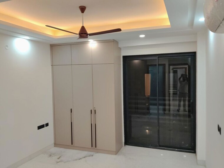 Room, sector 57 4 Bedroom 3200 Sq.Ft. Builder Floor In Sector 57 Gurgaon 10145020