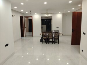 Living Room in 4 BHK Builder Floor at Sector 57 – for Rent