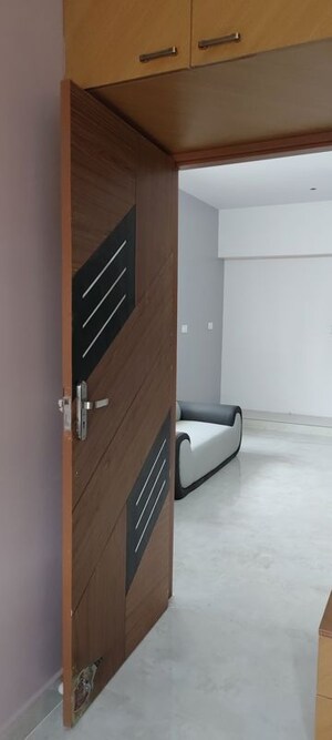 Staircase in 1 BHK Apartment at Indiranagar – for Rent