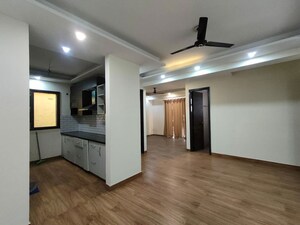 Living Room in 3 BHK Builder Floor at Unitech Greenwood City Apartment, Sector 45 – for Rent