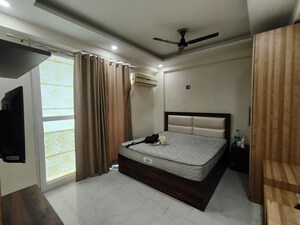 Bedroom in 3 BHK Builder Floor at Unitech Greenwood City Apartment, Sector 45 – for Rent