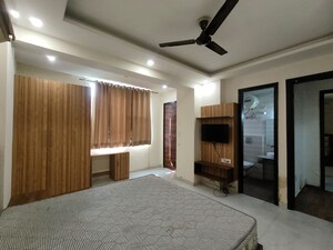 Bedroom in 3 BHK Builder Floor at Unitech Greenwood City Apartment, Sector 45 – for Rent