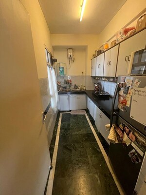 Kitchen in 2 BHK Apartment at DLF Regency Park I, Dlf Phase iv – for Rent