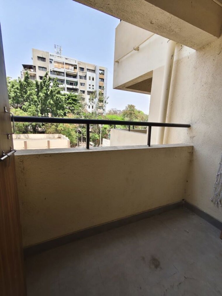 Balcony, kalyani nagar 1 Bedroom 550 Sq.Ft. Apartment In Kalyani Nagar Pune 10145054