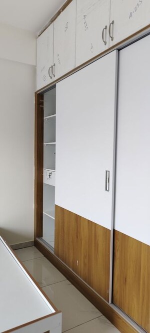 Room in 1 BHK Apartment at Domlur – for Rent