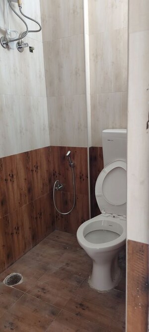 Bathroom in 1 BHK Apartment at Domlur – for Rent