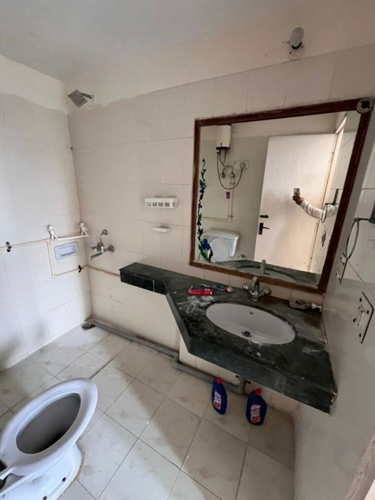 Team Area, ansal-sushant-estate 2 Bedroom 980 Sq.Ft. Apartment In Sector 52 Gurgaon 10145071