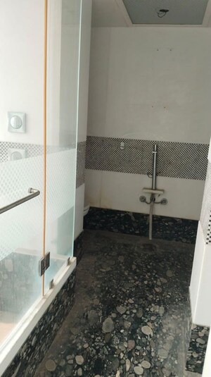 Bathroom in 3 BHK Apartment at Rustomjee Crown Phase 2, Prabhadevi – for Sale