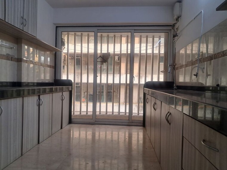Kitchen, khar west 3 Bedroom 1250 Sq.Ft. Apartment In Khar West Mumbai 10145093