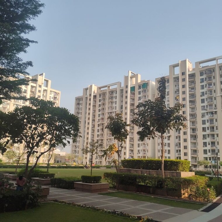 Exterior View, sector 33 3.5 Bedroom 1545 Sq.Ft. Apartment In Sector 33 Gurgaon 10145102