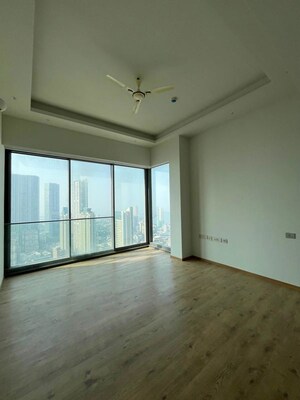 Room in 4 BHK Apartment at Rustomjee Crown, Prabhadevi – for Sale