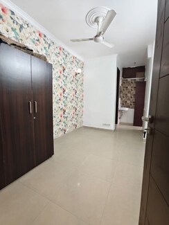 3 BHK + Servant Room Apartment For Sale in Vasant Kunj