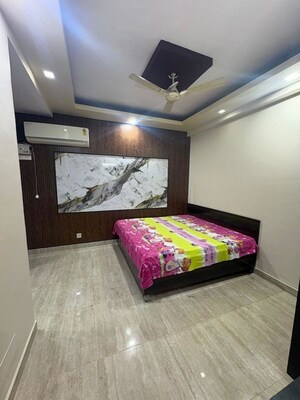 Bedroom in 3 BHK Builder Floor at Sector 56 – for Rent