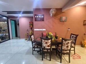 Room in 5 BHK Apartment at Spectra Palmwoods, Whitefield – for Sale