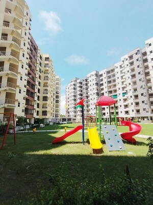 3 BHK Apartment For Sale in Raj Ganga Surya Shyam, Raebareli Road