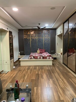 Bedroom in 5 BHK Independent House at Maruthi Nagar – for Rent