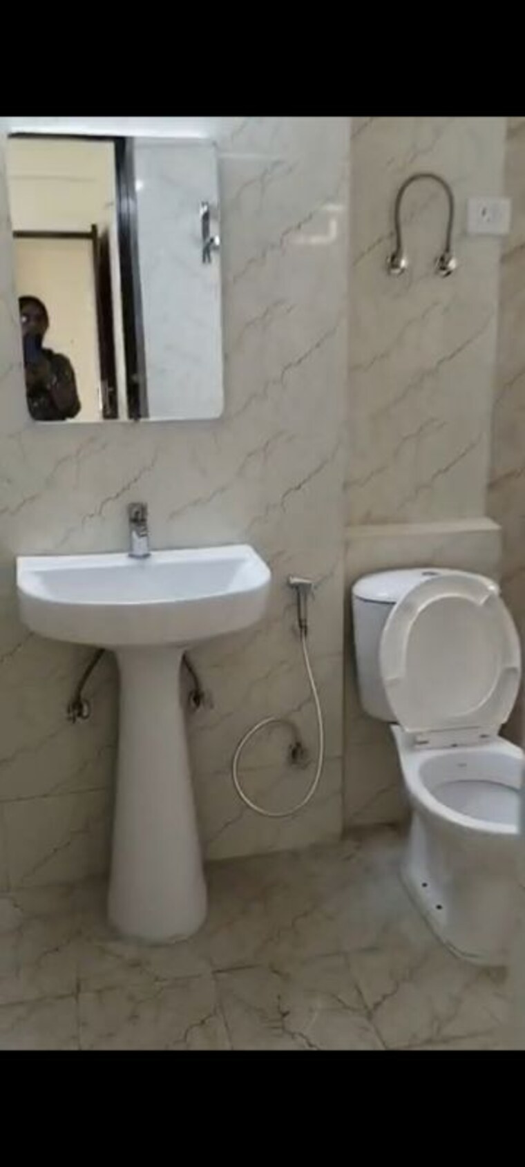 Bathroom, amrapali-heartbeat-city 3.5 Bedroom 2125 Sq.Ft. Apartment In Sector 107 Noida 10145802