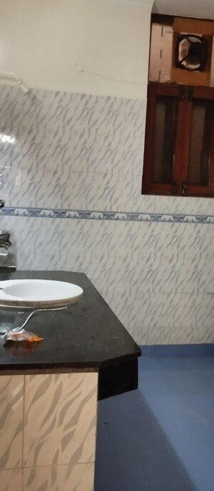 Bathroom in 3 BHK Builder Floor at Sector 39 – for Rent