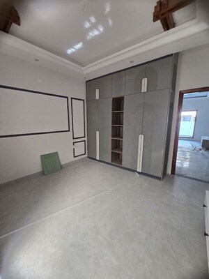 Room in 4 BHK Apartment at Sunny Enclave – for Sale