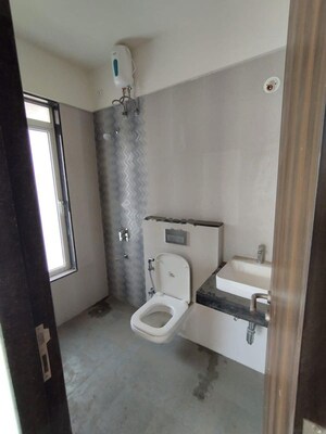 Bathroom in 1.5 BHK Apartment at Sheth Avante, Kanjurmarg West – for Rent