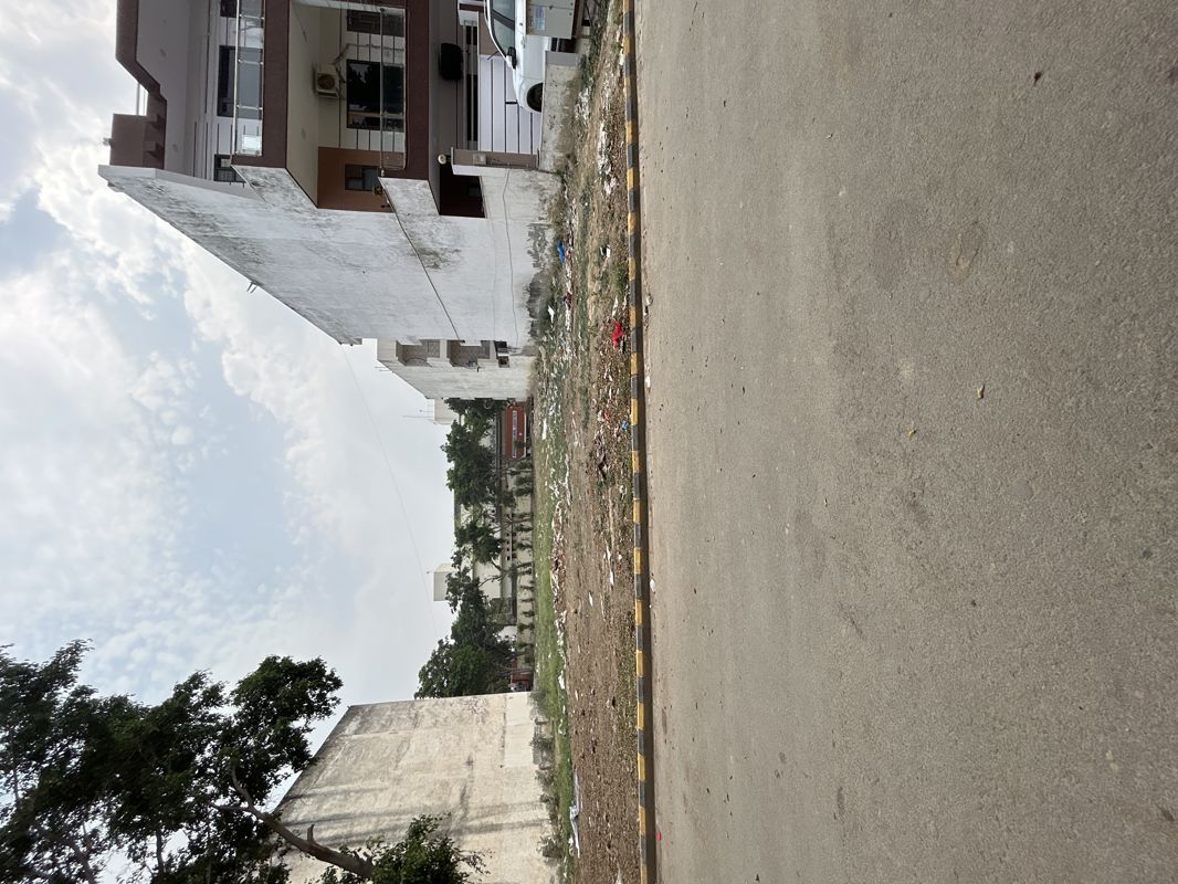 Plot For Sale in BPTP Parkland