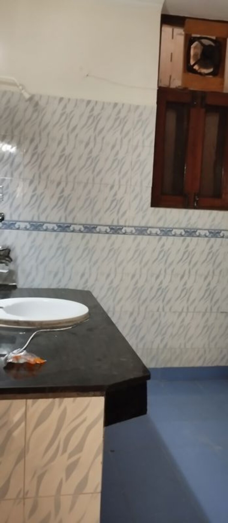 Bathroom, sector 39 3 Bedroom 2829 Sq.Ft. Builder Floor In Sector 39 Noida 10146214