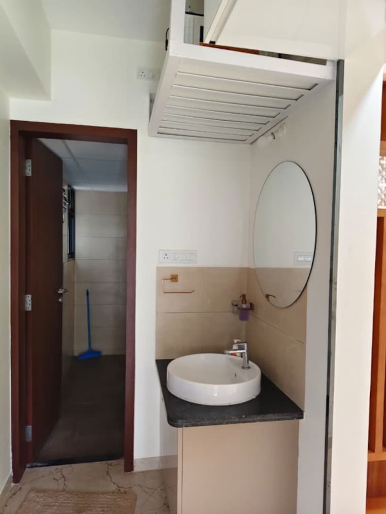 Bathroom, kavesar 1.5 Bedroom 568 Sq.Ft. Builder Floor In Kavesar Thane 10145618