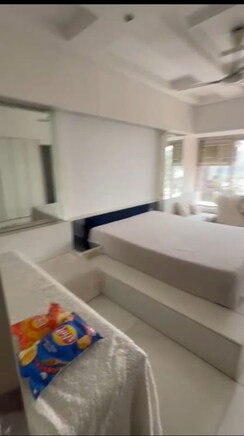 2 BHK + Pooja Room Apartment For Rent in Juhu Residency