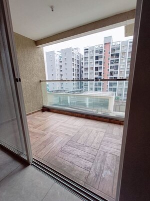 Room in 2 BHK Apartment at Yashwin Supernova, Wakad – for Rent