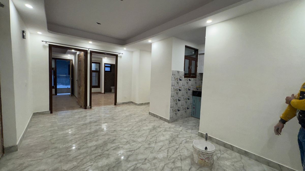 2 BHK + Servant Room Apartment For Rent in Palm Residency Chhatarpur