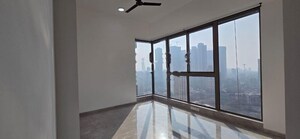 Room in 2 BHK Apartment at Prestige Jasdan Classic, Mahalaxmi – for Rent