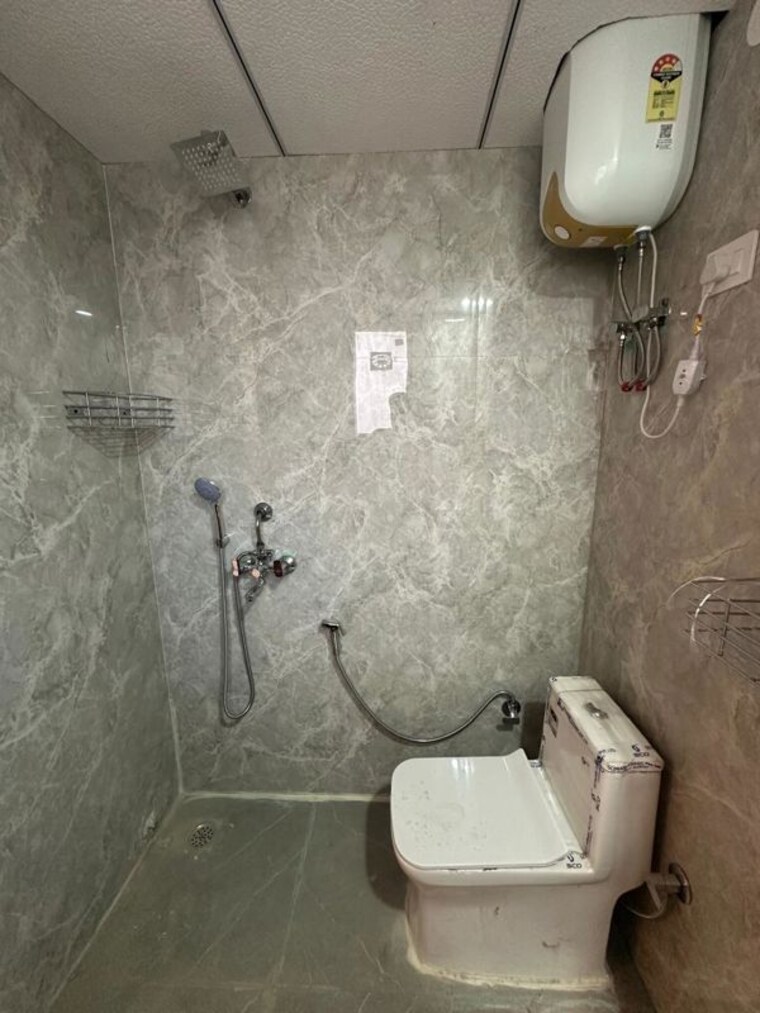 Bathroom, kohli-one-malibu-town 1 RK 600 Sq.Ft. Builder Floor In Sector 47 Gurgaon 10146654