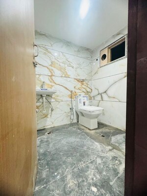 Bathroom in 2 BHK Apartment at Palm Residency Chhatarpur, Chattarpur – for Rent