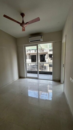 Living Room in 3 BHK Apartment at Signature Global City 79B, Sector 79b – for Sale