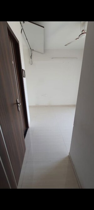 1 BHK Apartment For Rent in Regency Anantam, Dombivli East