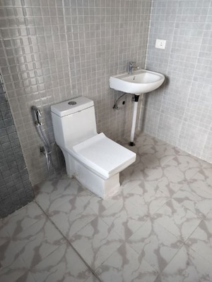 Bathroom in 3 BHK Apartment at Amrapali Heartbeat City, Sector 107 – for Sale