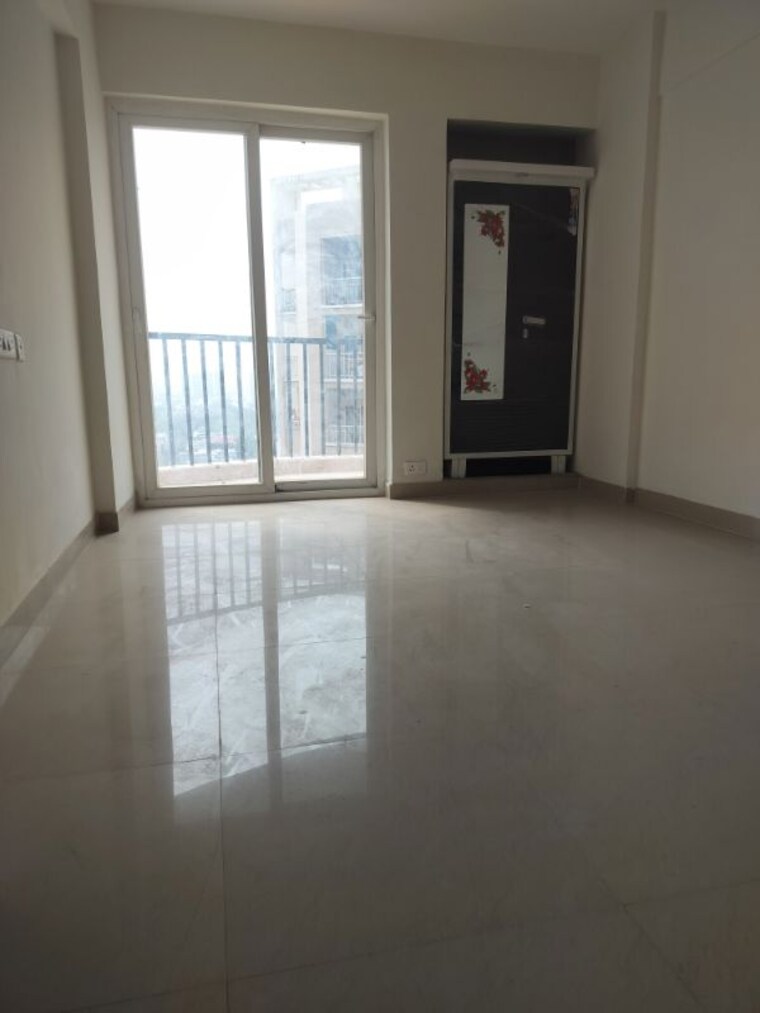 Room, amrapali-heartbeat-city 3 Bedroom 1350 Sq.Ft. Apartment In Sector 107 Noida 10146921