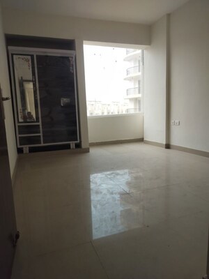 Room in 3 BHK Apartment at Amrapali Heartbeat City, Sector 107 – for Sale