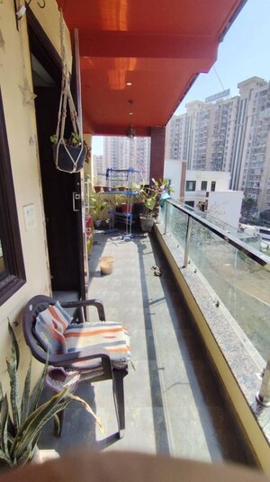 Balcony in 3 BHK Builder Floor at Green Fields Colony – for Rent
