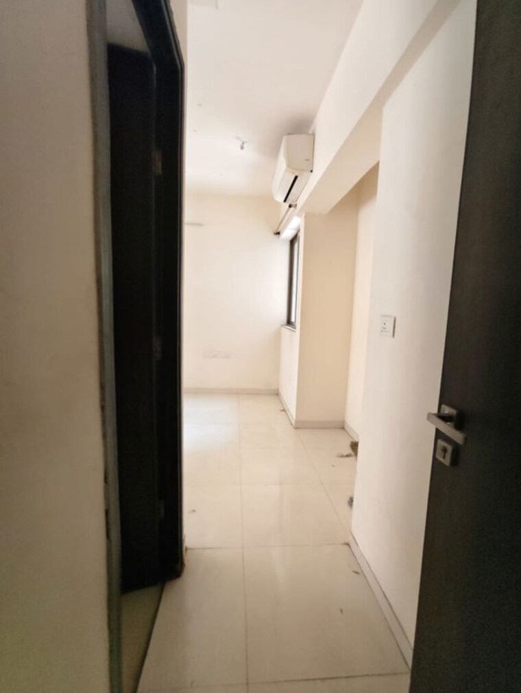 Bedroom, lodha-splendora 1.5 Bedroom 568 Sq.Ft. Apartment In Ghodbunder Road Thane 10146933